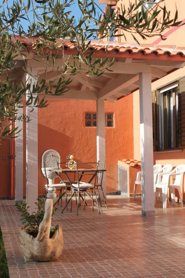 Da Martina Villa Domusnovas Exteriör bild
